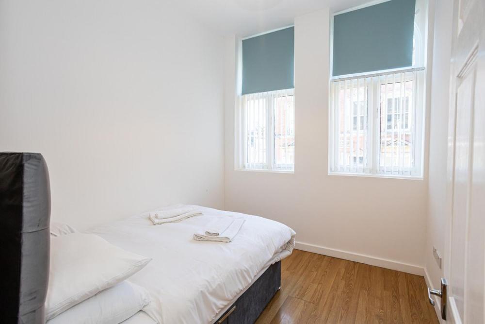 Central Liverpool L1 Bagian luar foto